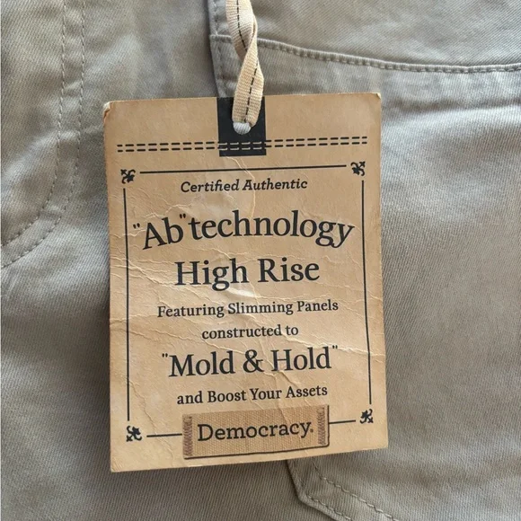 Woman’s New Democracy Cargo Pants - Picture 3 of 8